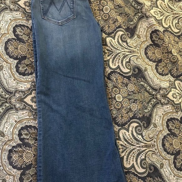 MOTHER Jeans Roller Fray Size 32 - Picture 6 of 7